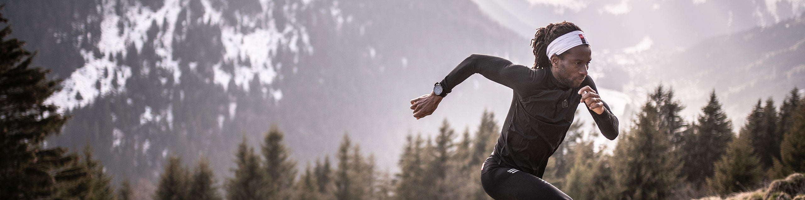 HUER, PANDEBÅND OG HANDSKER